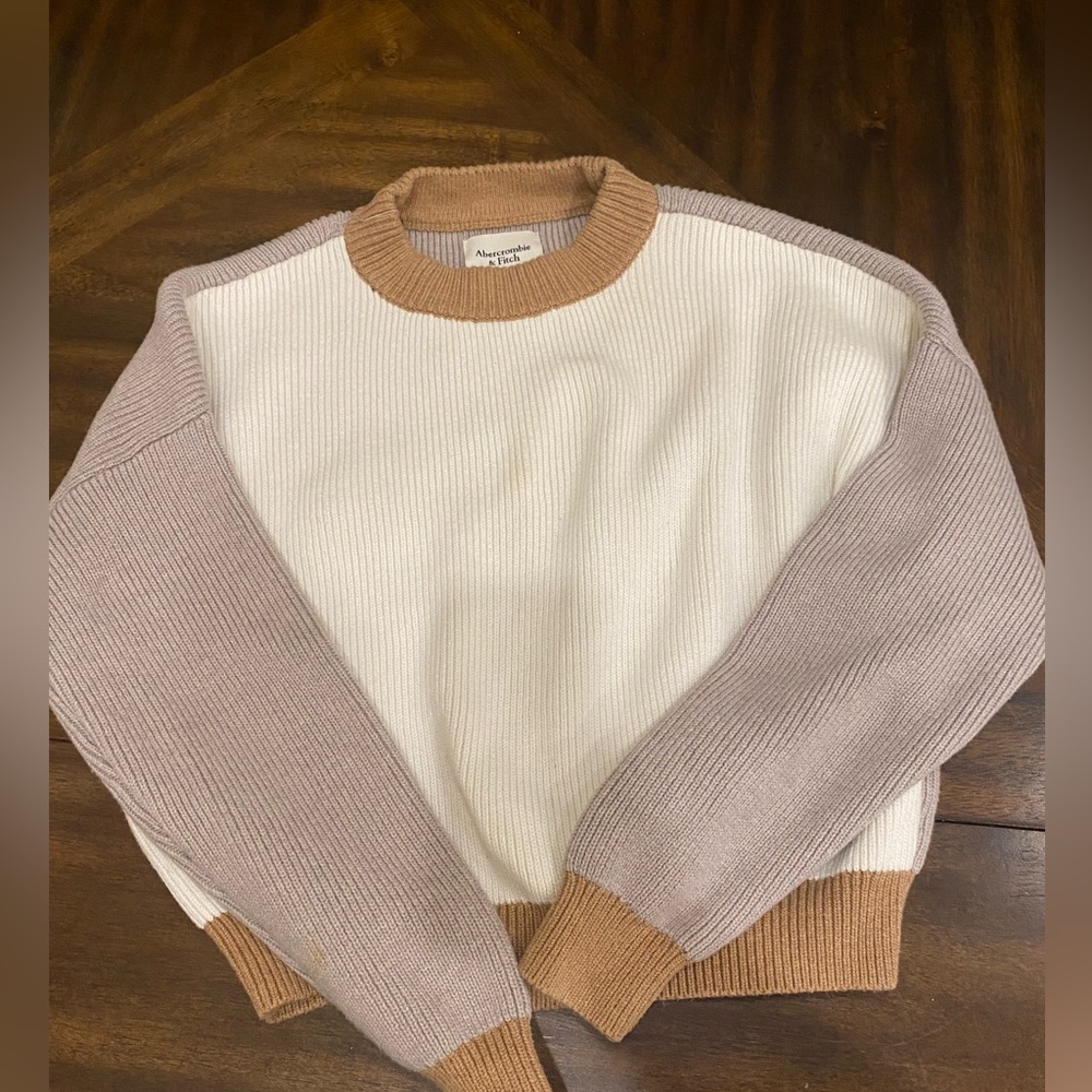 Abercrombie and Fitch sweater